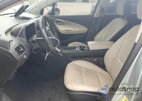 2012 Chevrolet Volt z USA, uszkodzony, nr VIN 1G1RD6E45CU101471